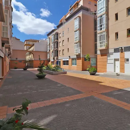 Apartment Del Parque Flats Victoria Trini